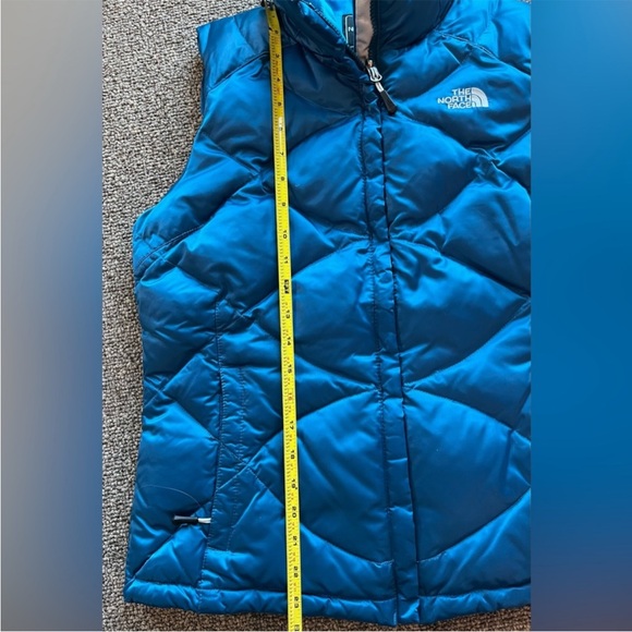 The North Face 550 down puffer vest, size M, nice! - Picture 11 of 12